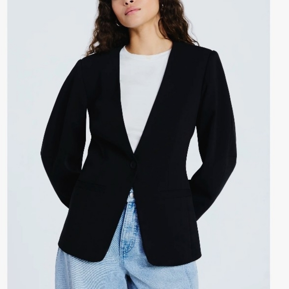 NWT Scoop Barrel Sleeve Black Blazer Size‎ S (4–6) Modern Tailored Must-Have